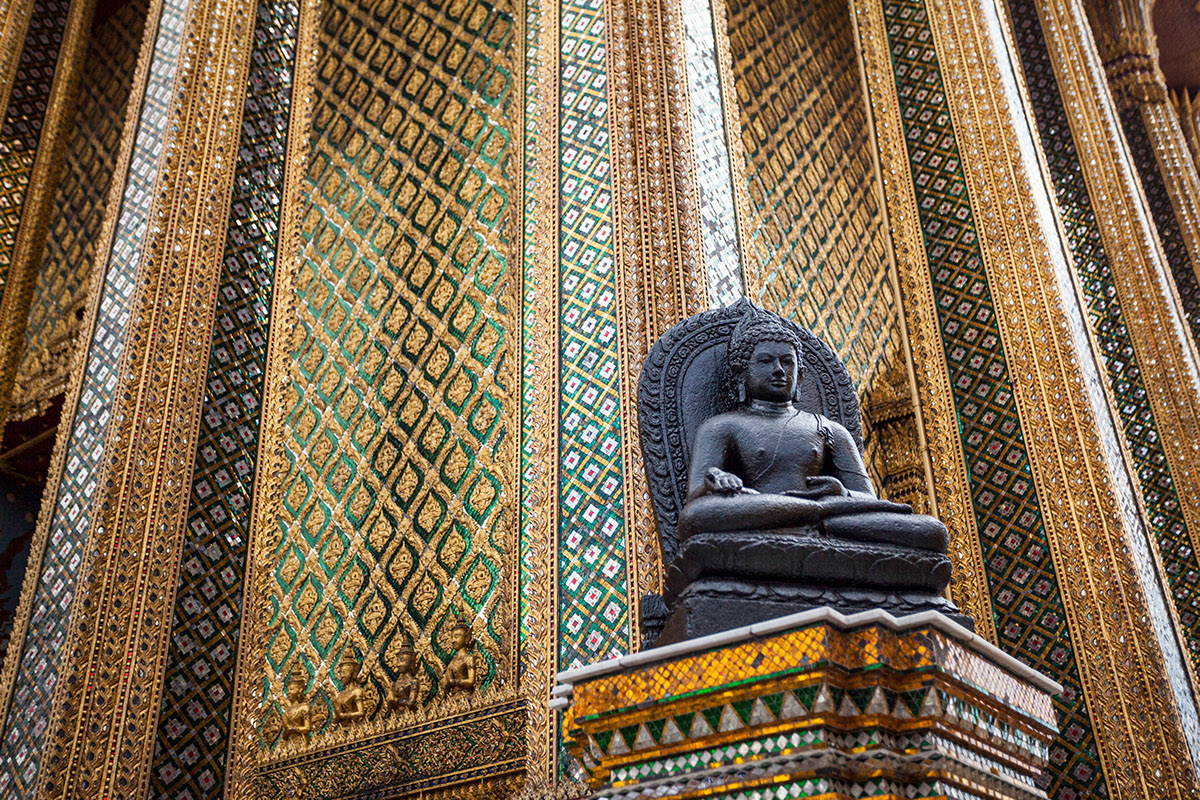 Travel Thailand markets temple gold Buddha buddhism Bangkok asia