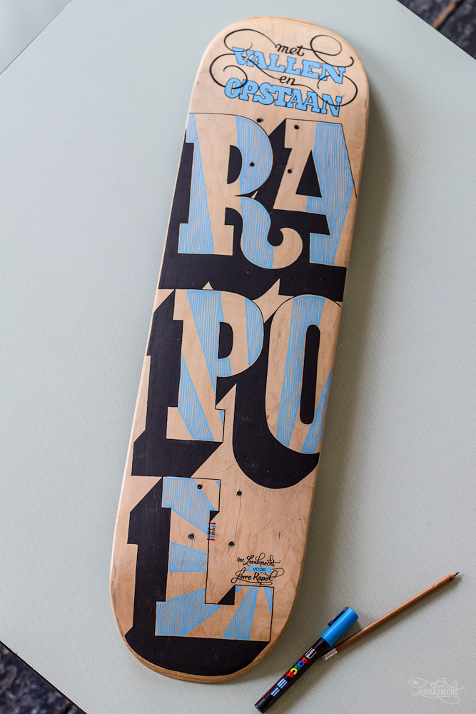 slab serif wood  skateboard Custom dutch red  blue  deck  wheels  posca  Marker  spray paint  typography  calligraphy