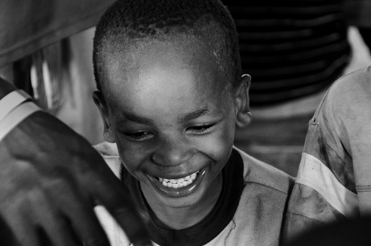 africa kenya reportage ElysaRock racconto poesia bambini foto gratitude Elisa gobbi frattini Fotografia immagine luci input viaggio