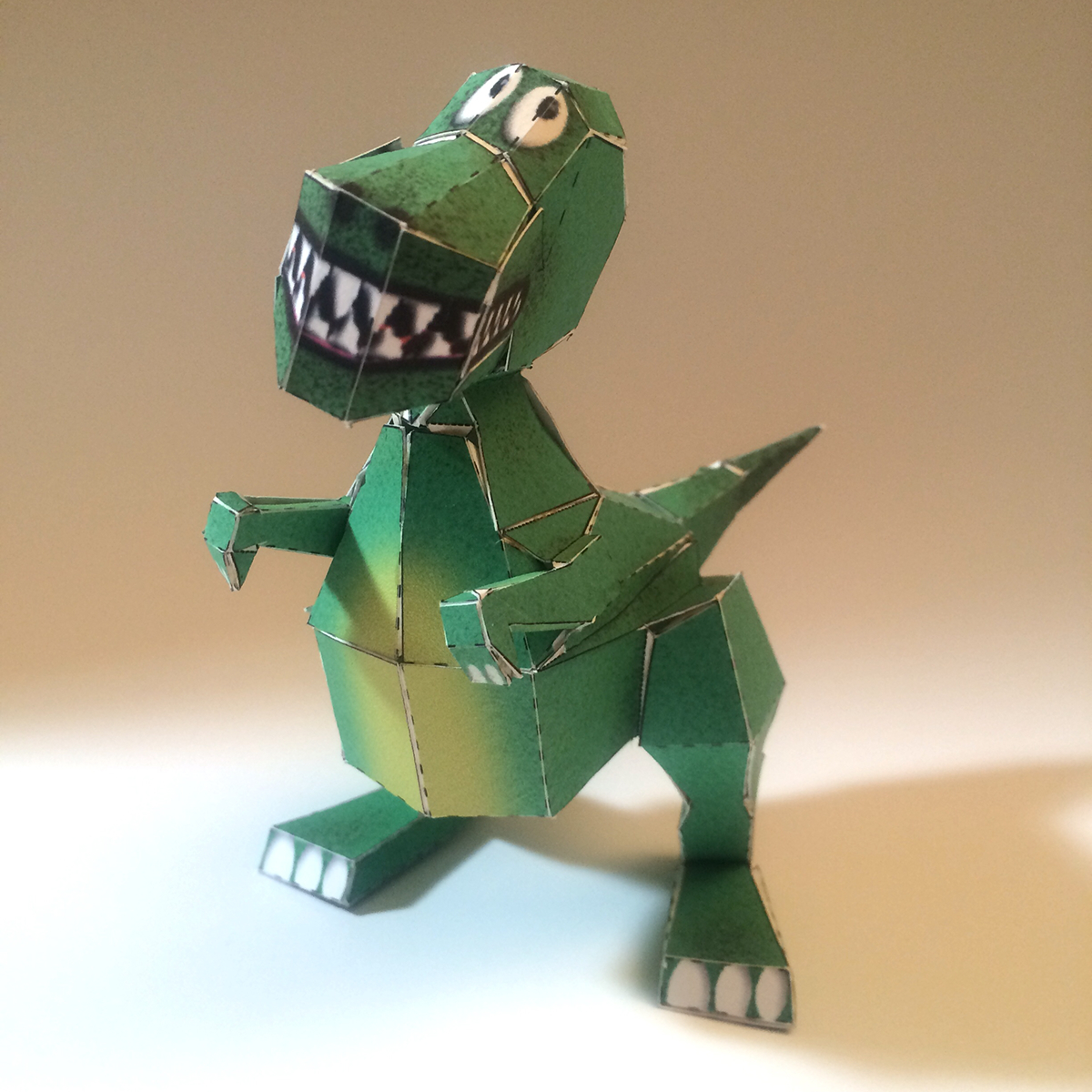 Dinosaur REX tyrannosaurus rex toy story papercraft pepakura model 3d max