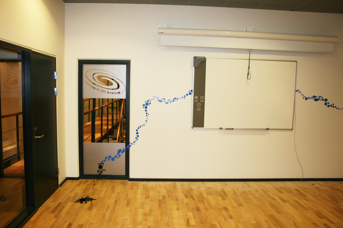 Roland DG Academy Roland Academy wallart wall art roland spacial design room Space  wall academy