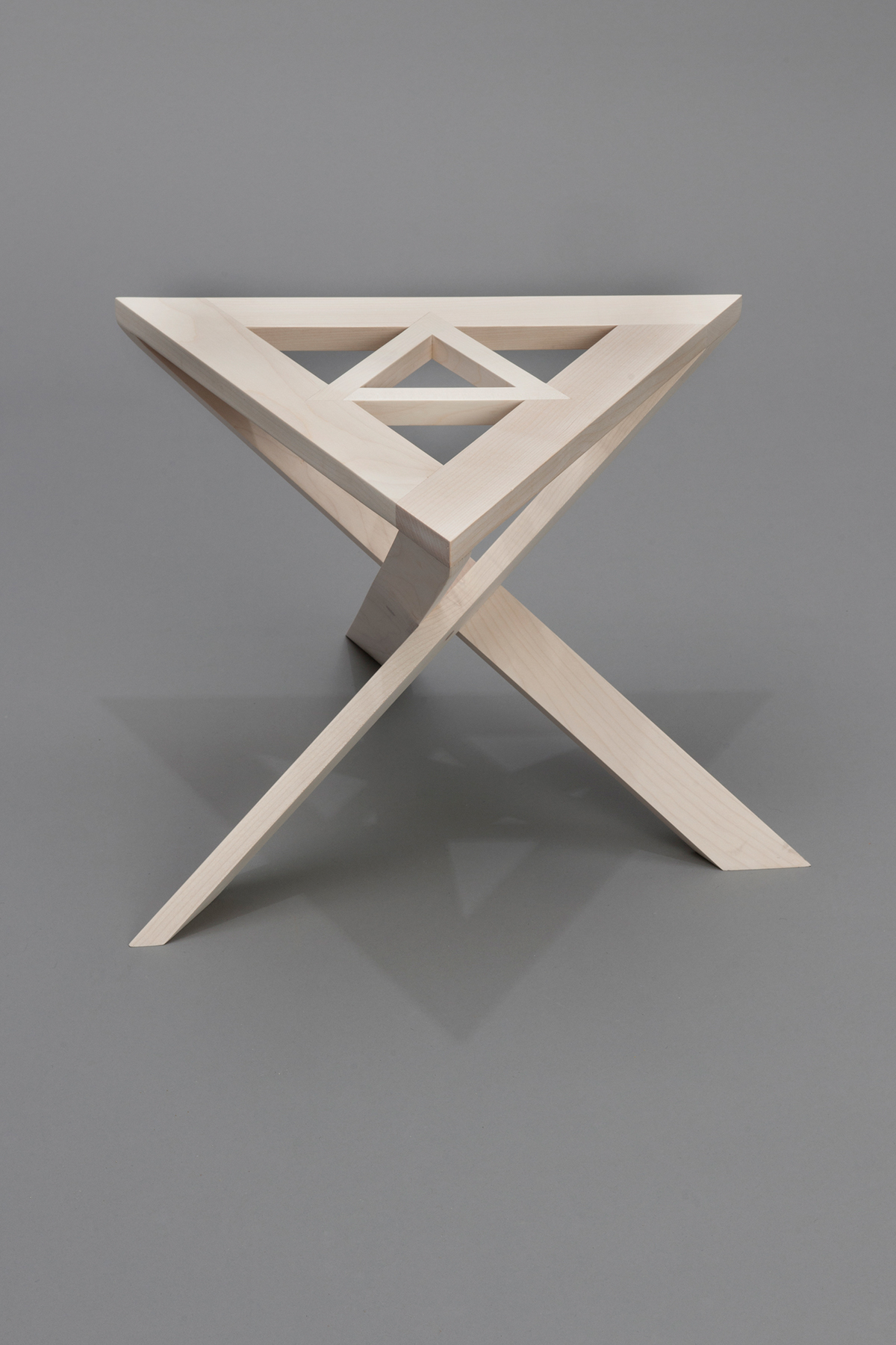 stool triangle furniture maple wood woodworking rit DIS denmark Scandinavia