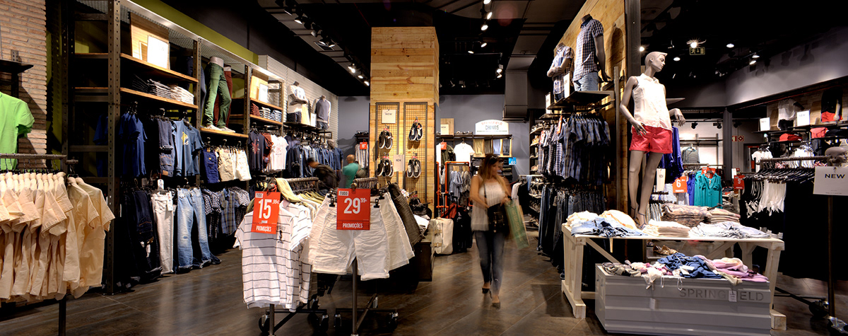 New stores at the airport
