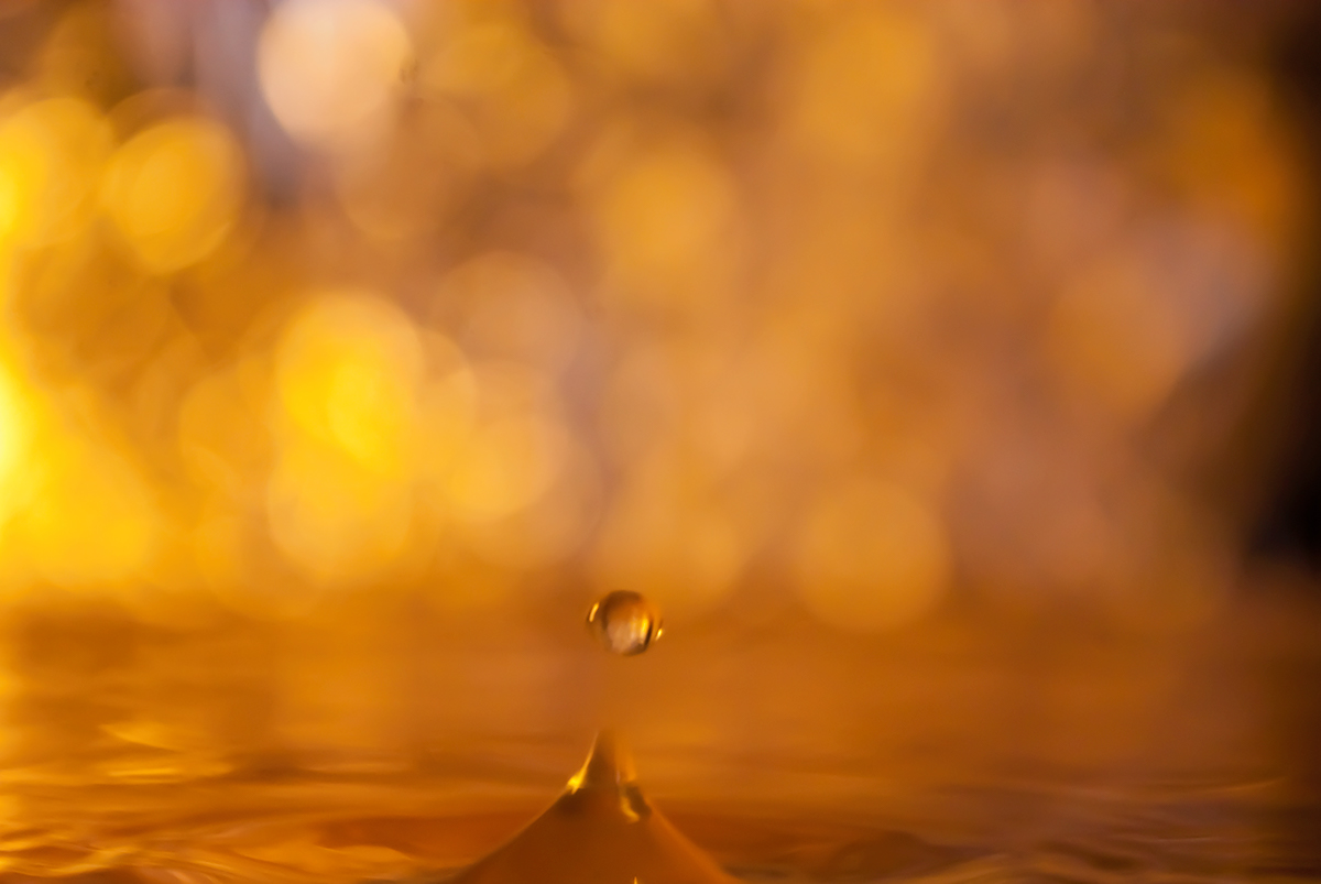 water droplet bukeh background
