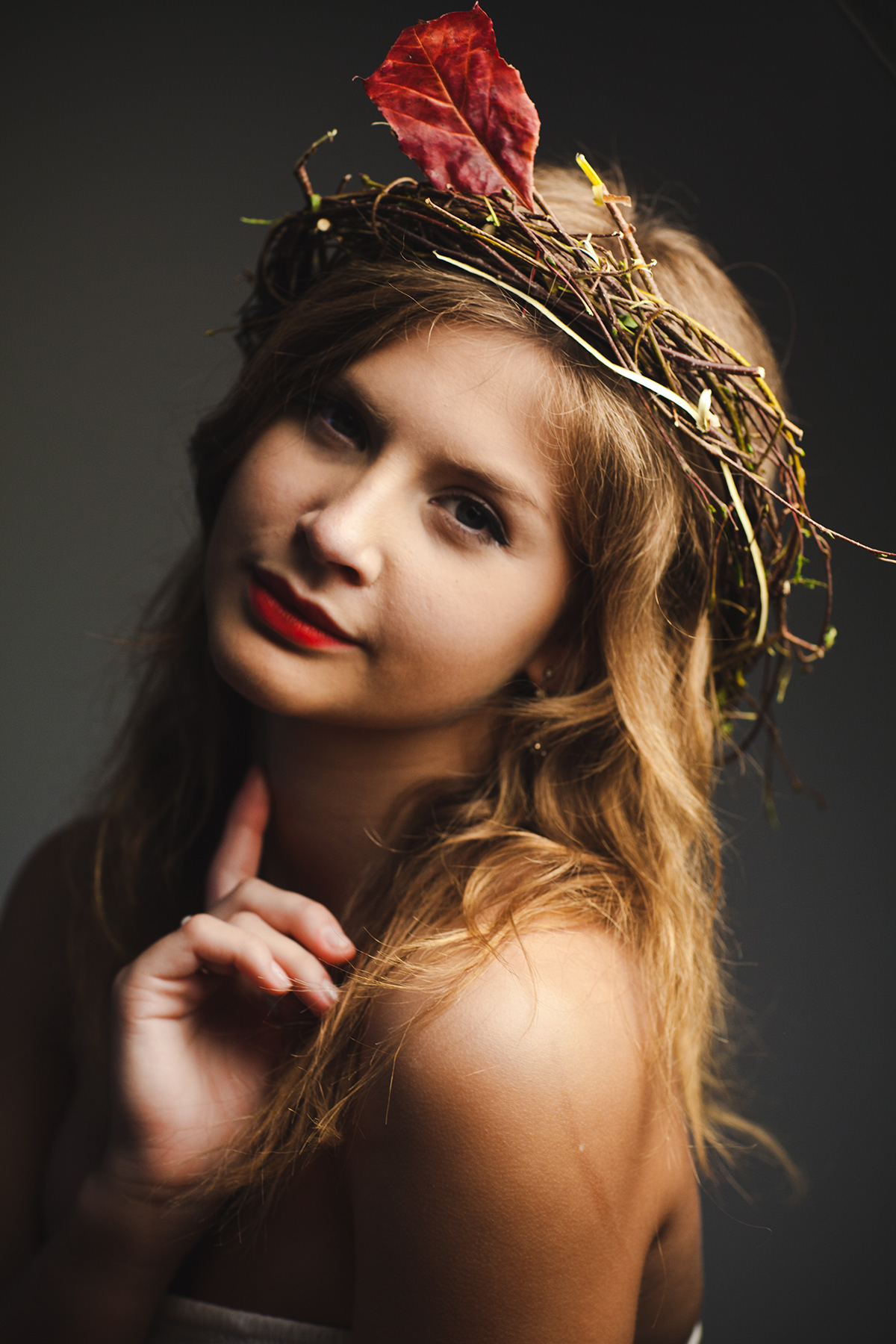 portrait crown of thorns Canon photo 85mm 1.2 creative