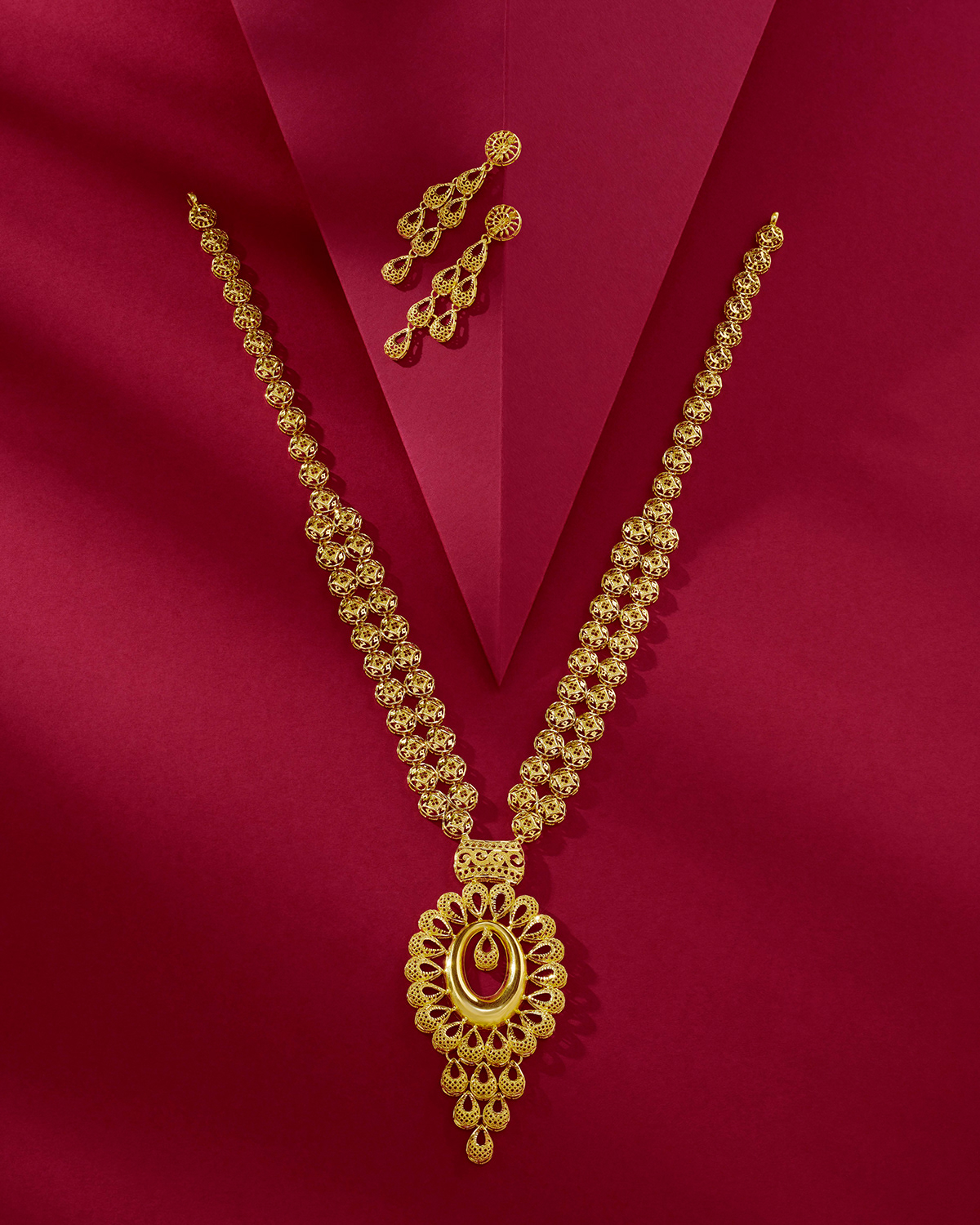 Traditional Kerala Style Arumbu Gold Necklace Design Antique Jewellery  Collections NL23841