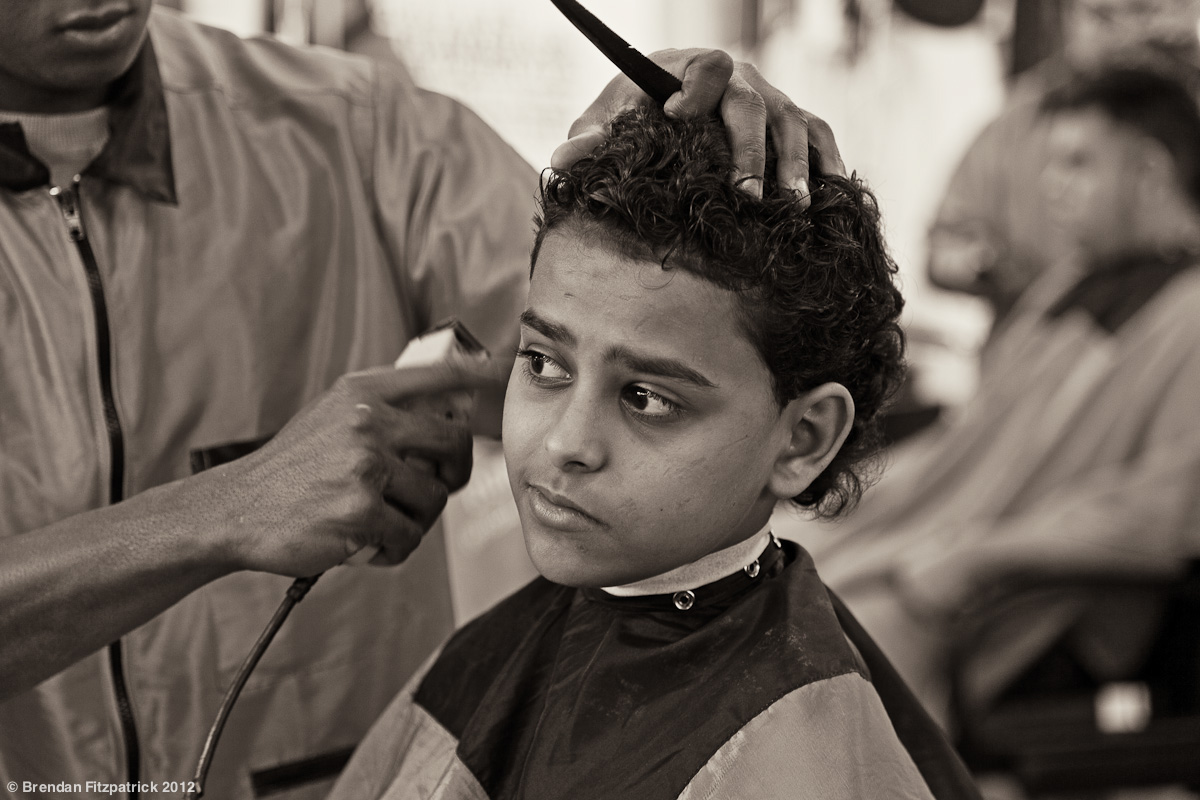 New York elmhurst barbershop Latin dominican grooming haircut Street black and white Natural Light