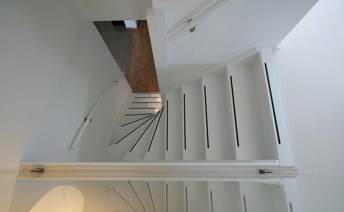 White  closet space  ladder  stairs  glass white floor amsterdam