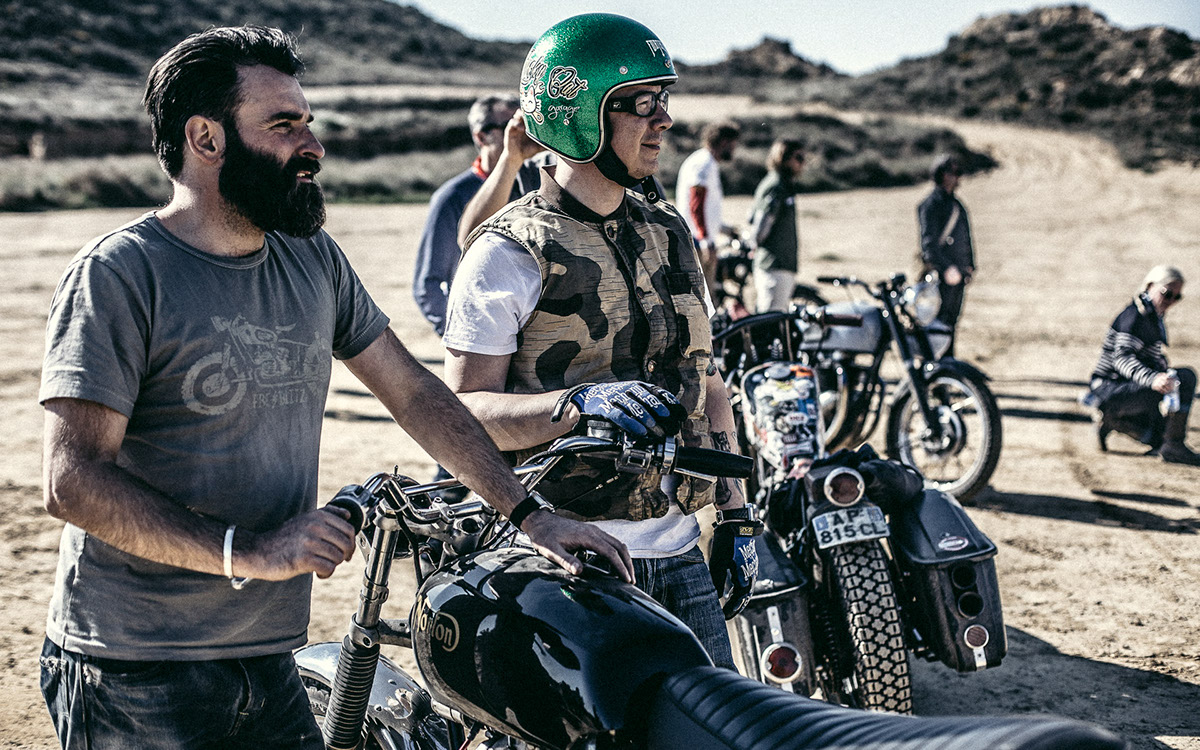 Grizzly ride out motorcycles Wheels and waves southsiders vintage motorbikes laurent nivalle
