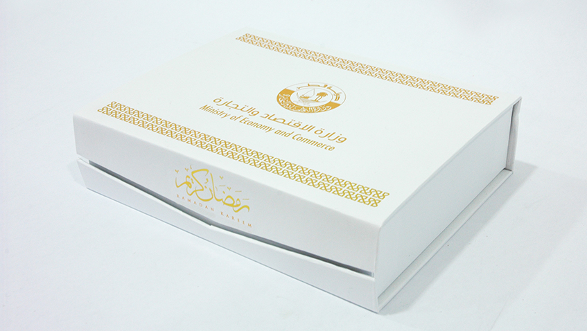 Qatar gift ramadan clever bug bobby galvez gold White elegant Vip islam Quran siwak dates