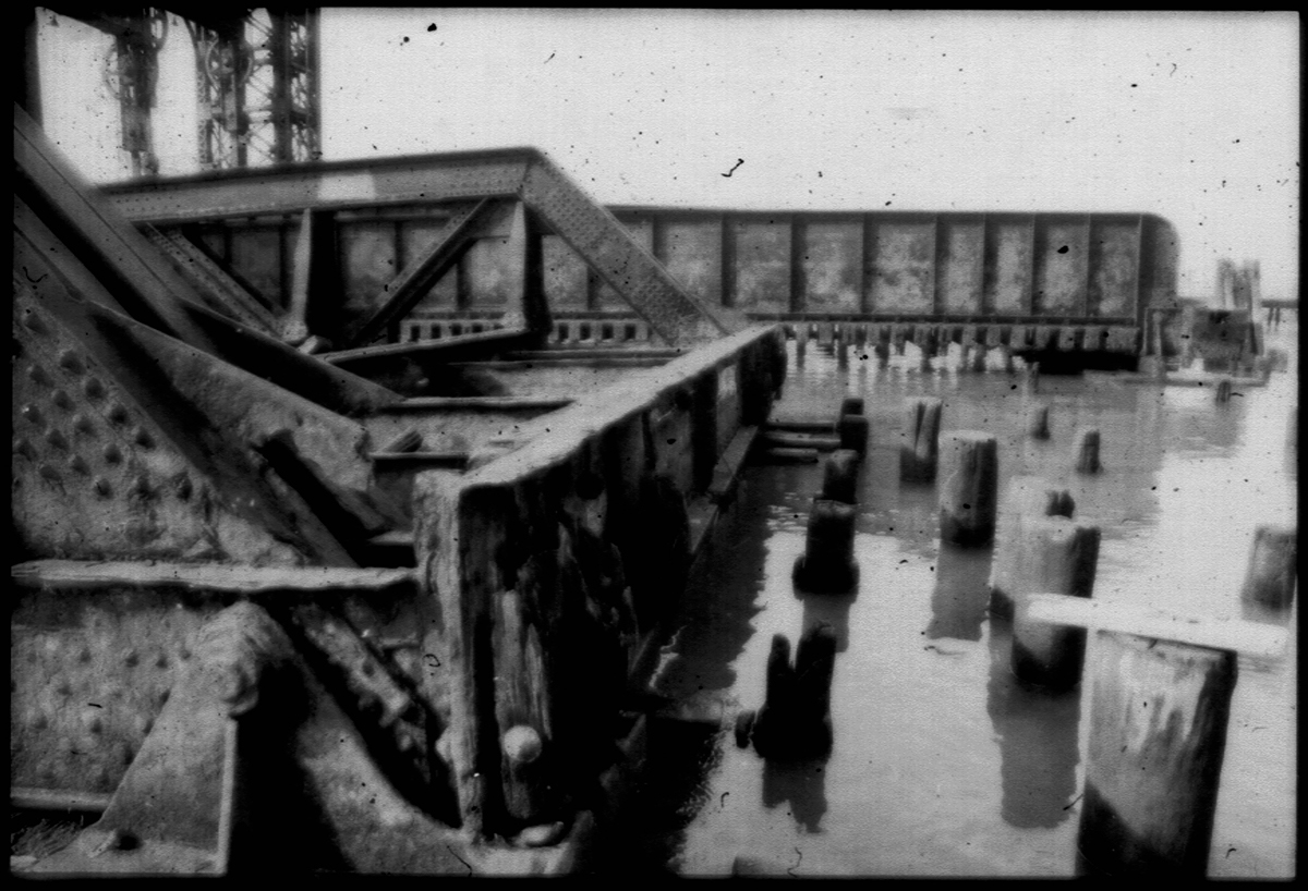 damian vancamp risd new york city Urban city Landscape bridge water construction old building Hudson River 69th street trains
