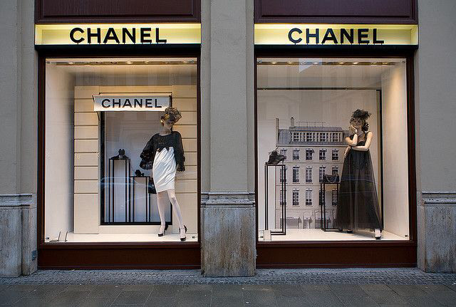 CHANEL - Store Experience on Behance