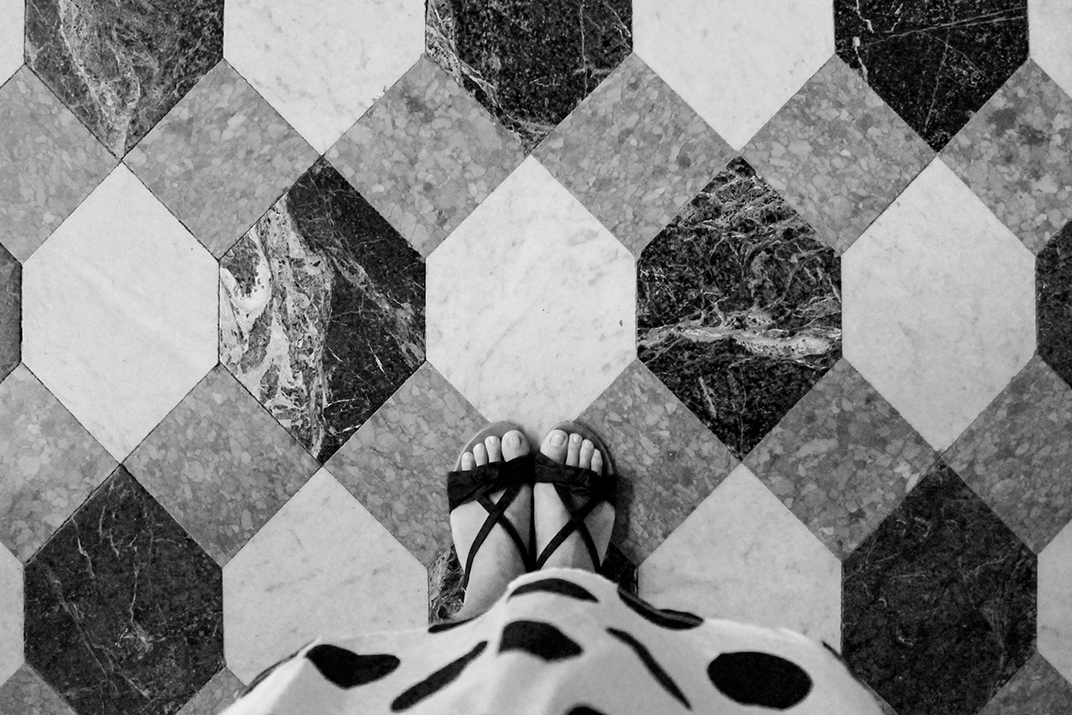 duomo Chiesa PIEDI Geometrie scarpe pois church foot geometric FLOOR shoes Travel viaggio sicily sicilia