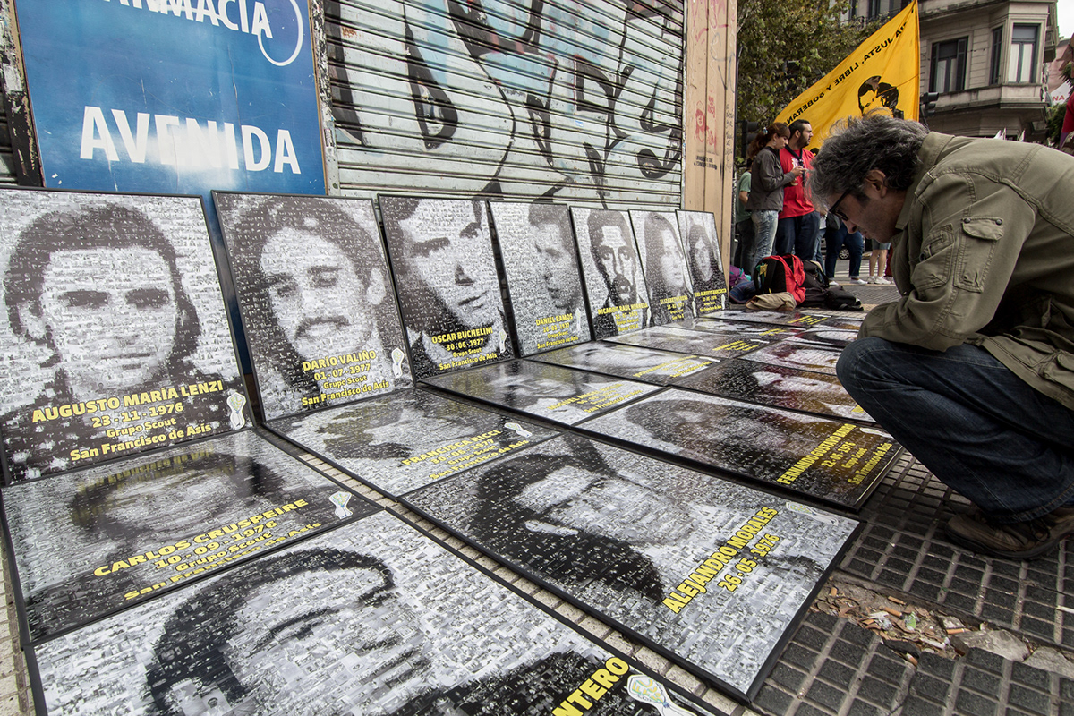 argentina madres Abuelas plaza de mayo manifestacion memoria Derechos humanos desaparecidos