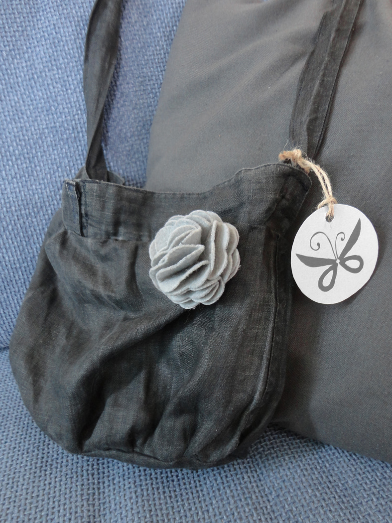 yaguana ягуана sewing butterfly scissors scissors-butterfly logo Qna popova Qna Popova bags bag bag sew personal logo