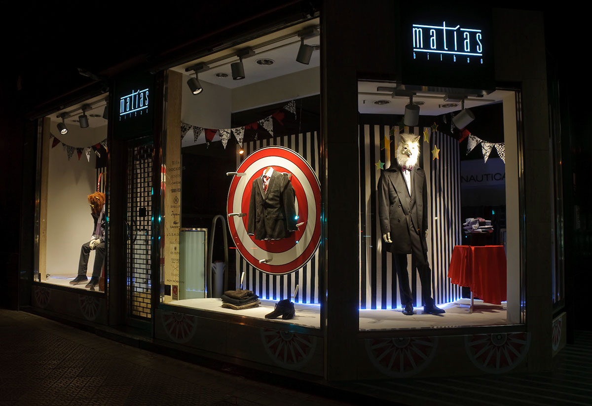 window design props visual design visual display Circus merchandising