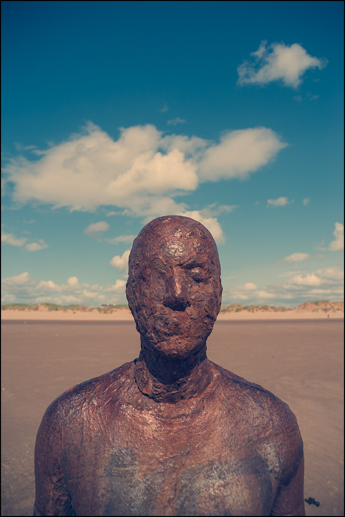 another place anthony gormley crosby beach