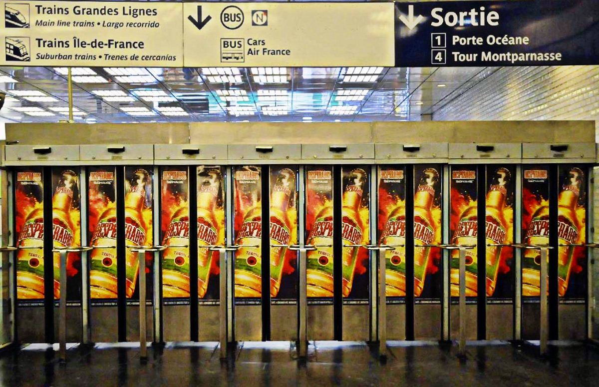 Adhesivage affichage pelliculage evenementiel metro Paris marseille desperados
