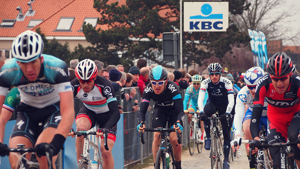 Cycling Tour of Flanders Oude Kwaremont ronde van vlaanderen bikes velo tour classics