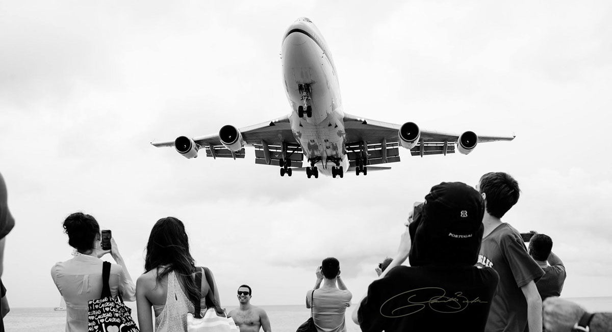 planes travel photography