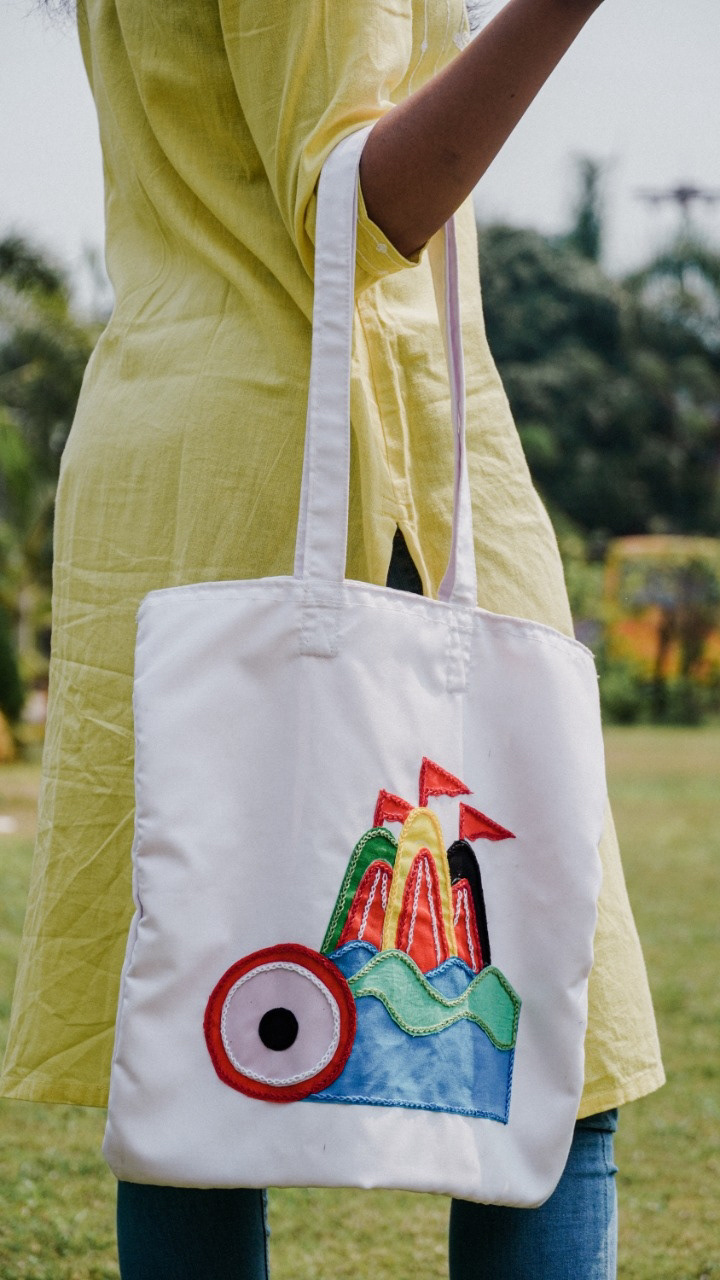handcrafted bag design India craft cluster NIFT artisans handmade MINISTRY OF TEXTILES