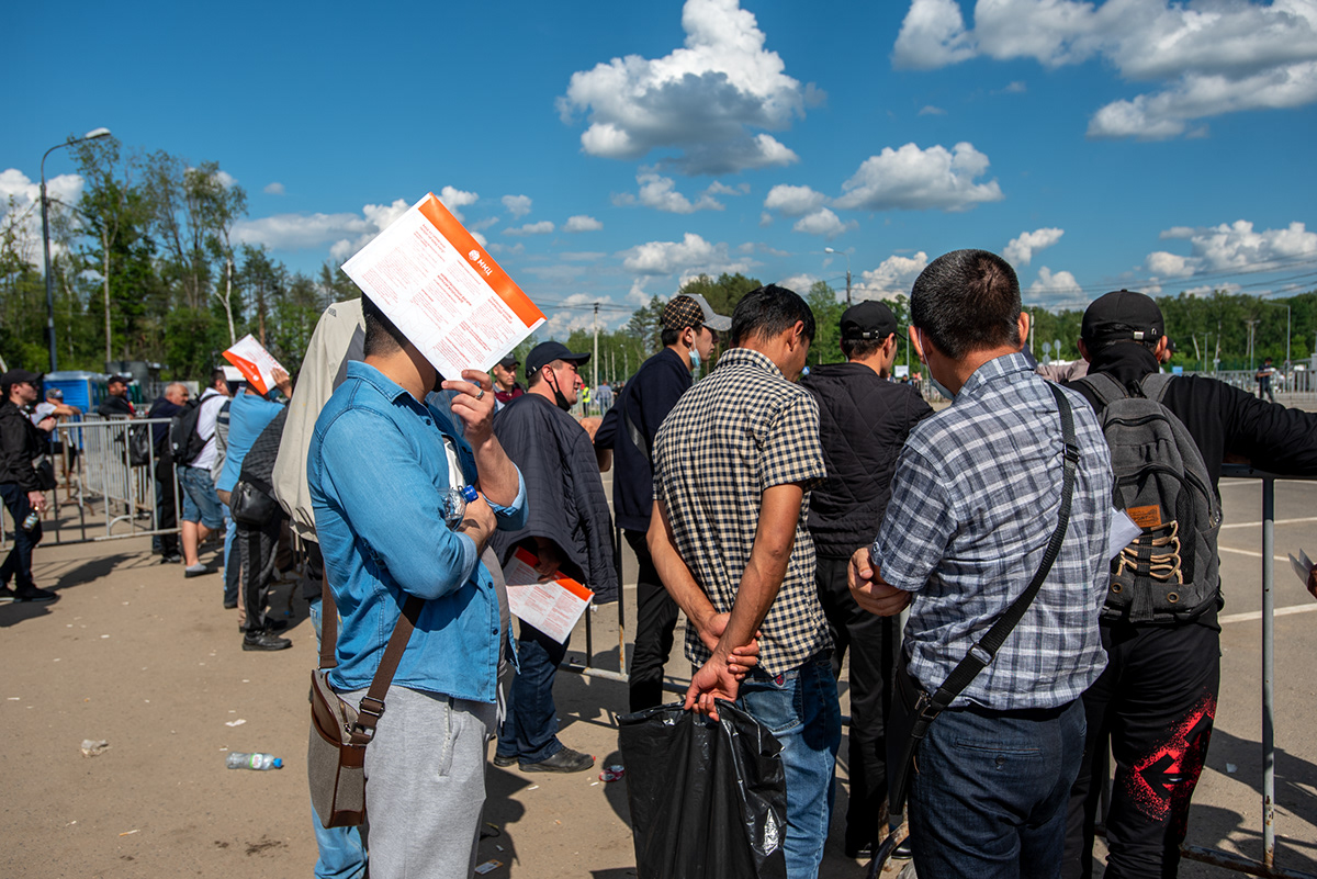 Migrant Worker migrants people Podolsk politic Russia ММЦ