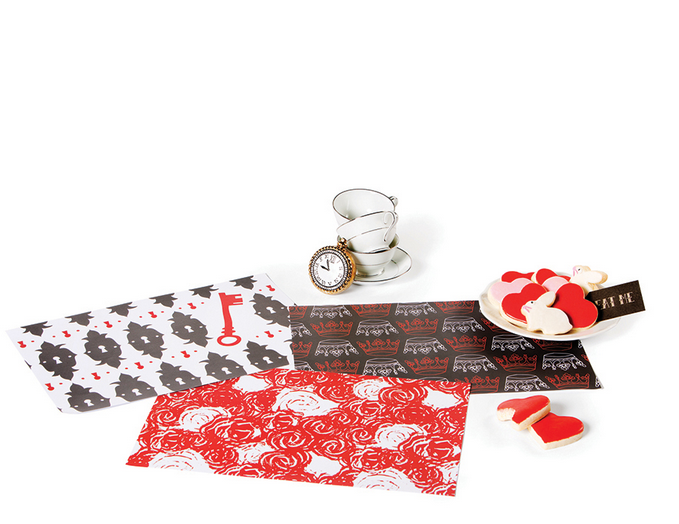 paper Placemate Collection alice in wonderland hearts