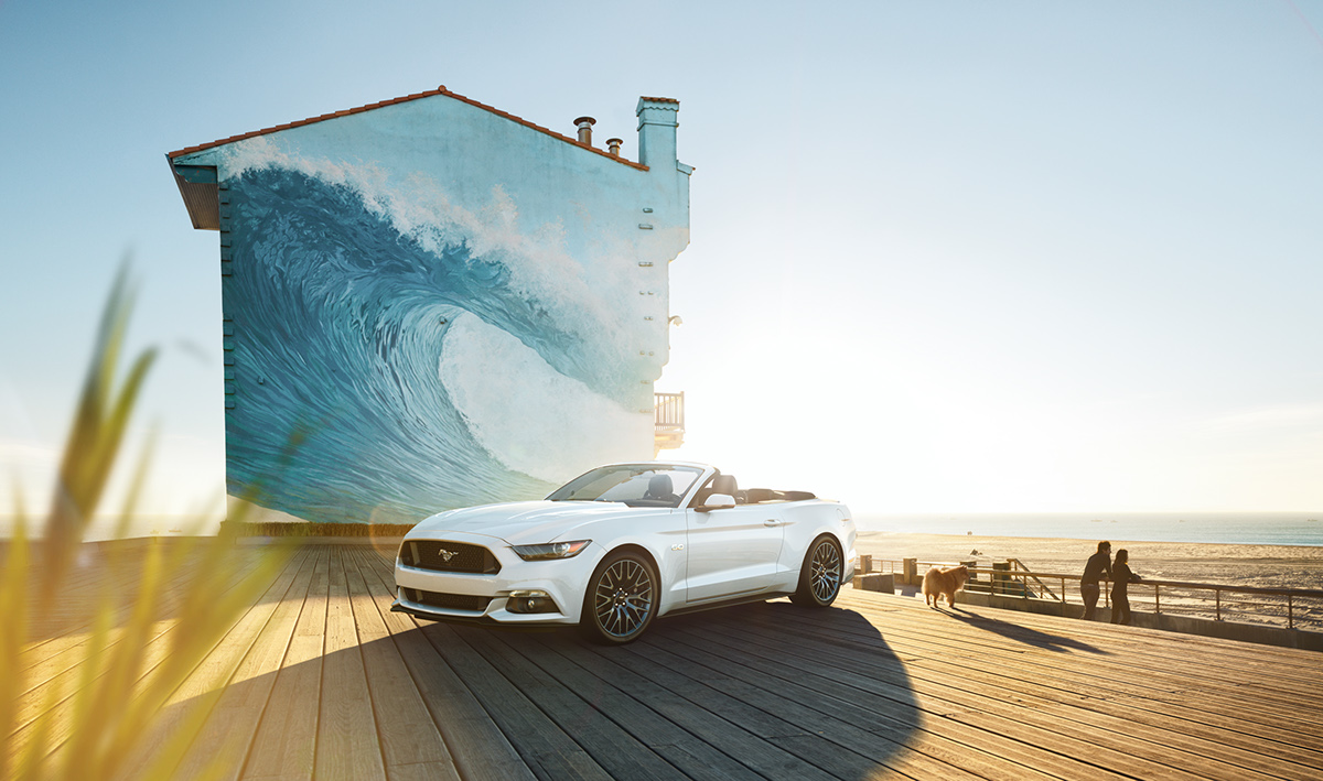 Mustang Ford wave house