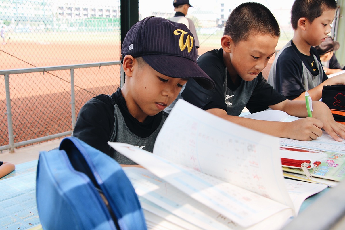 baseball Education taiwan tainan paper adobeawards 徐志騰設計 CHIHTENGHSU 平面設計 非常好看設計有限公司