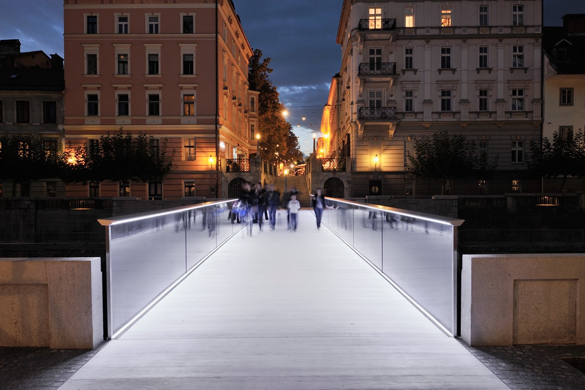 architecure renovation design footbridge
