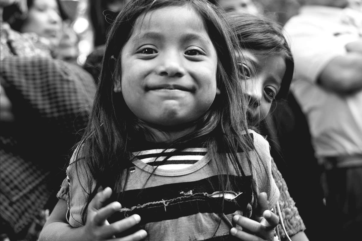 Ceremonia Maya Guatemala photojournal fire cacao people sanjuan Sacatepequez kids children poor Nature Landscape