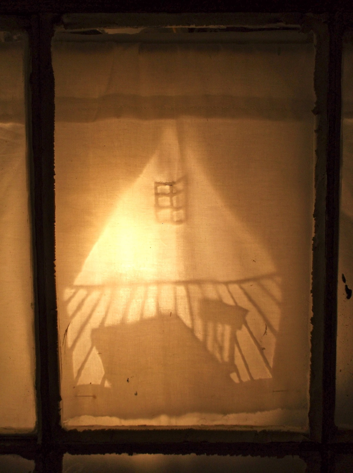 Anna Wolfe shadow puppets tea tent Goblin & Grocer MICA fibers senior thesis