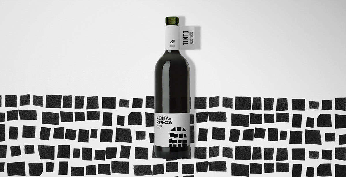 Adobe Portfolio wine bottle Packaging alentejo Portugal branding 