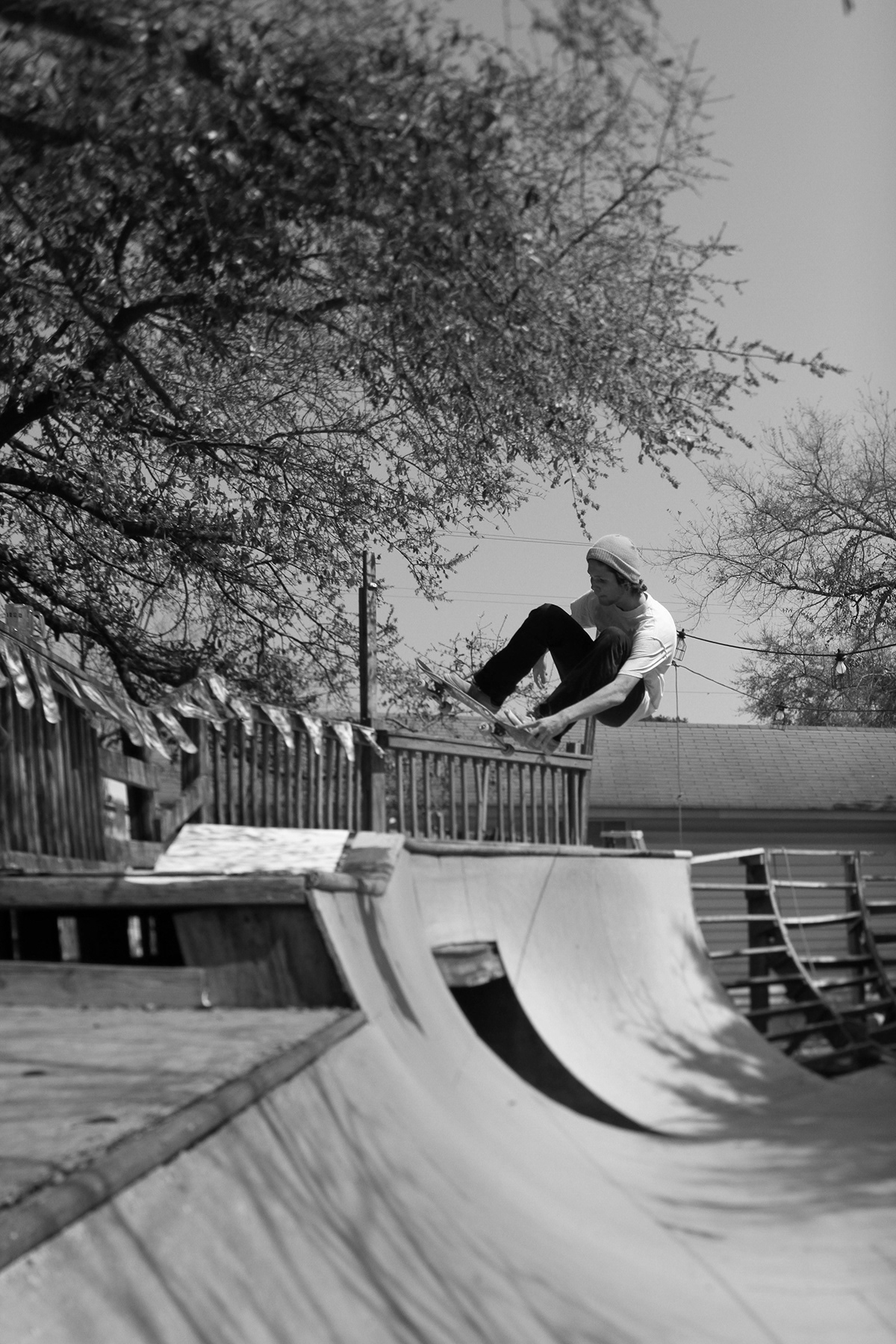 tiltshift lens skateboarding skate Mini Ramp black and white