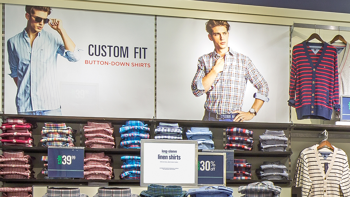 Tommy Hilfiger Outlet In-store graphics on Behance