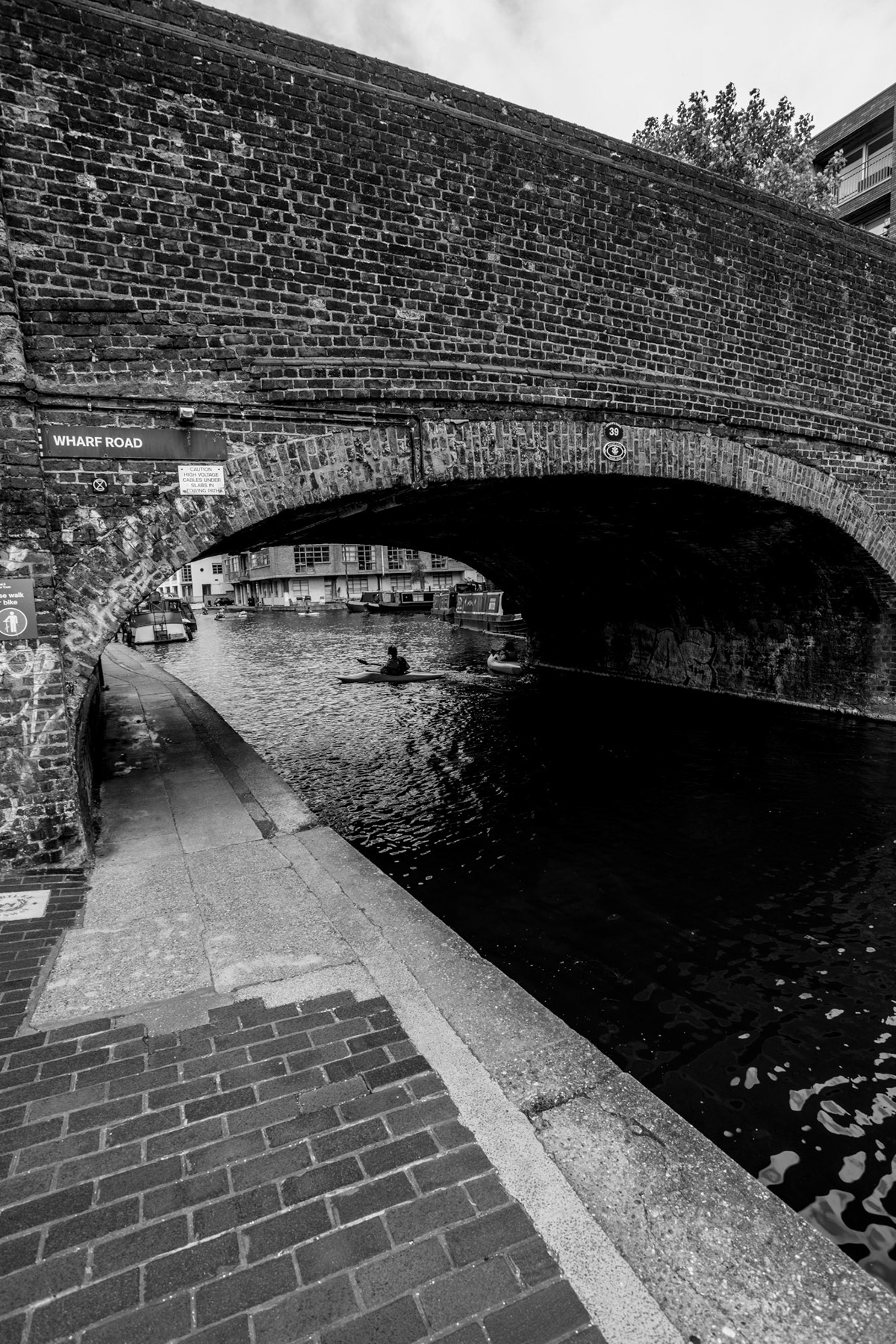 London Travel Photography  Shane Aurousseau photographer Canon canals narrowboat Waterways Waterways & Canals