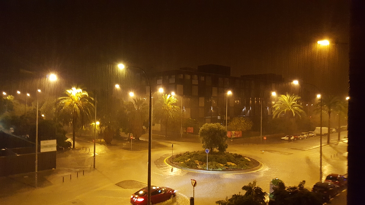 Valencia city rain