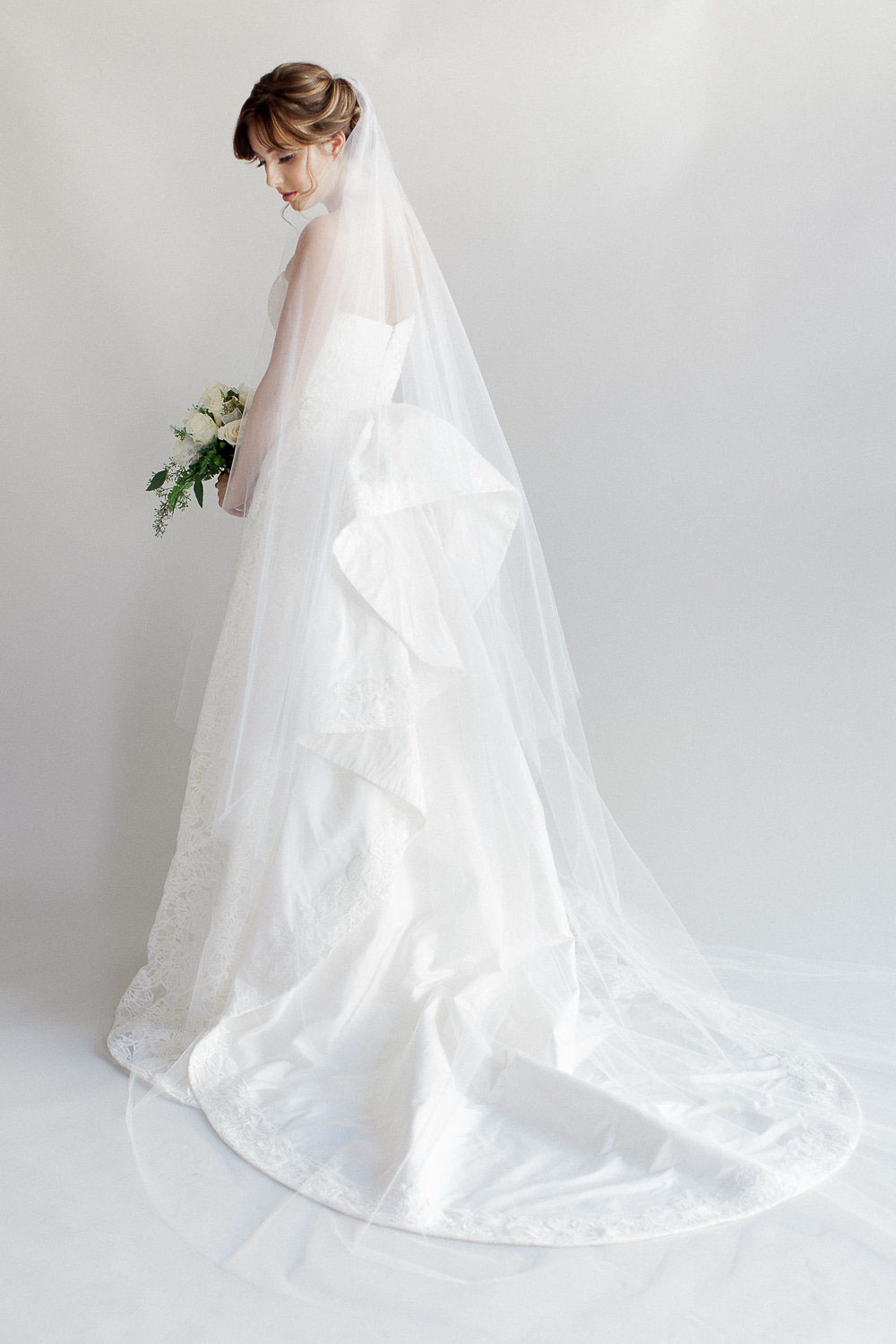 WEDDING DRESS bridal