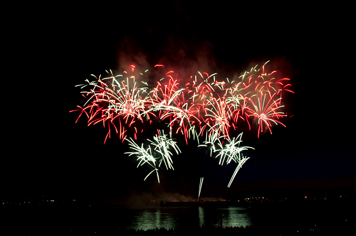 firework fireworks honda celebration light lights night Canada Brazil english bay Show Honda SKY