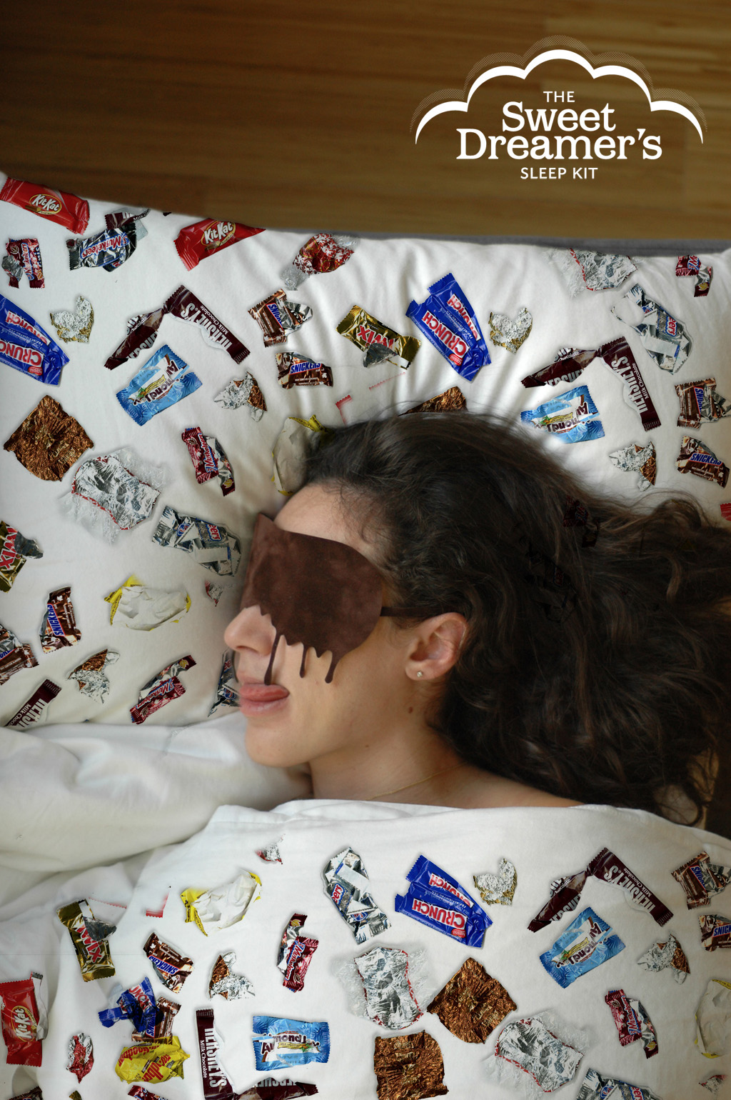 Packaging sleepwear photorealistic kit chocolate sleep