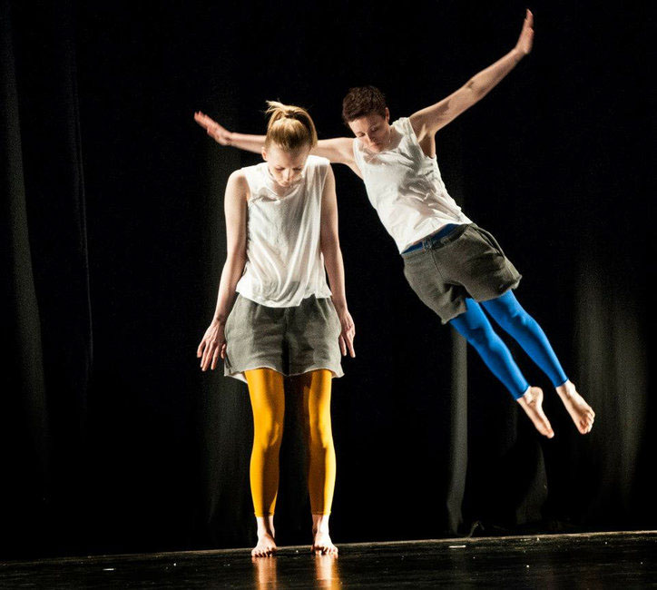 contemporary dance Choreography   dance performance Physical Theatre