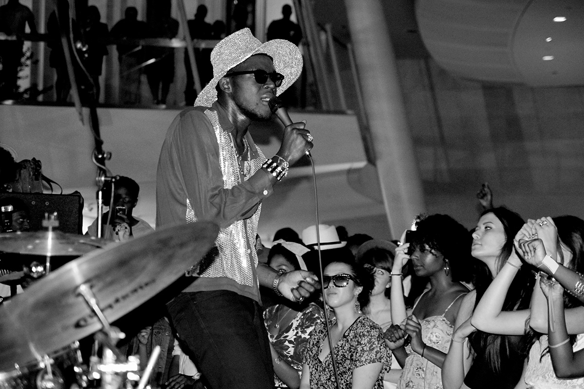 mereimani Theophilus London live concert Brooklyn Museum audiophile series photos black and white