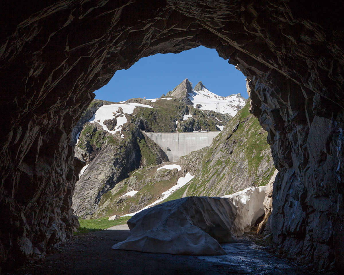 DIGHE Dams Talsperren Barrages photobook "photography" ticino Landscape Documentary  hydropower electricity alps Switzerland