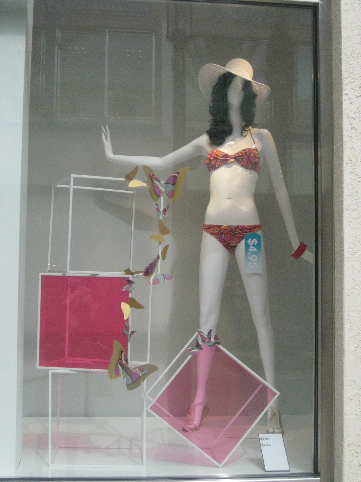 summercampaign swimwear styling  windowsetup windowdisplay
