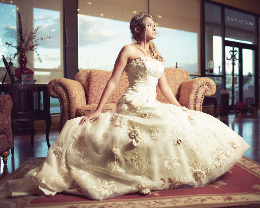 bride wedding shoot strobist Elinchrom glamour Canon