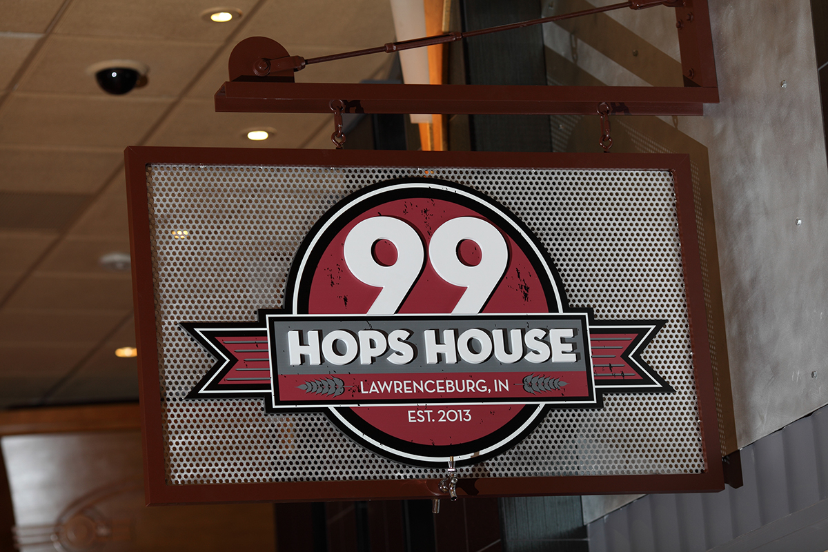 beer bar Hollywood Casino logo hops