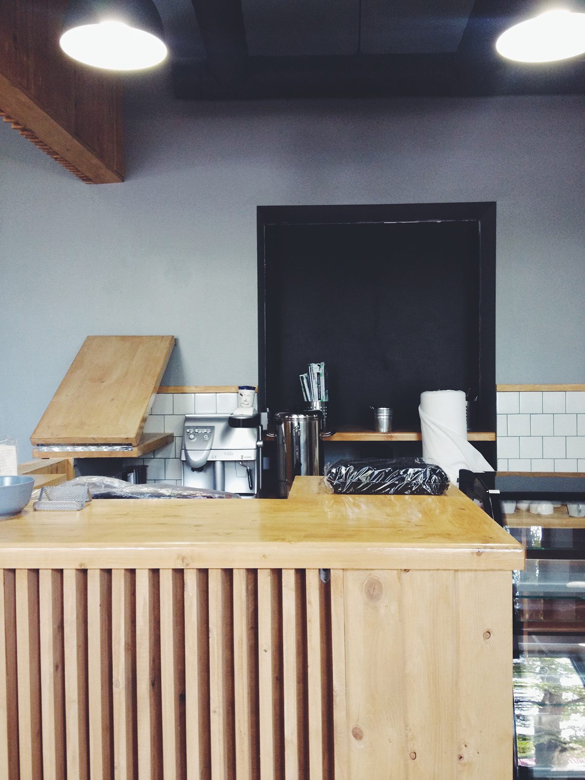 Interior fastfood Sushi panasian cafe coffe wood cafeshop