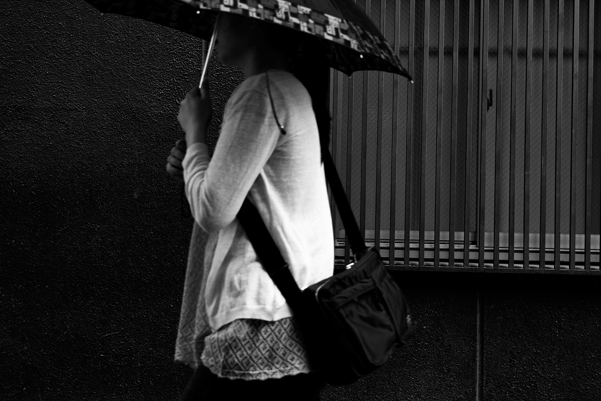 tokyo street photography black and white non place