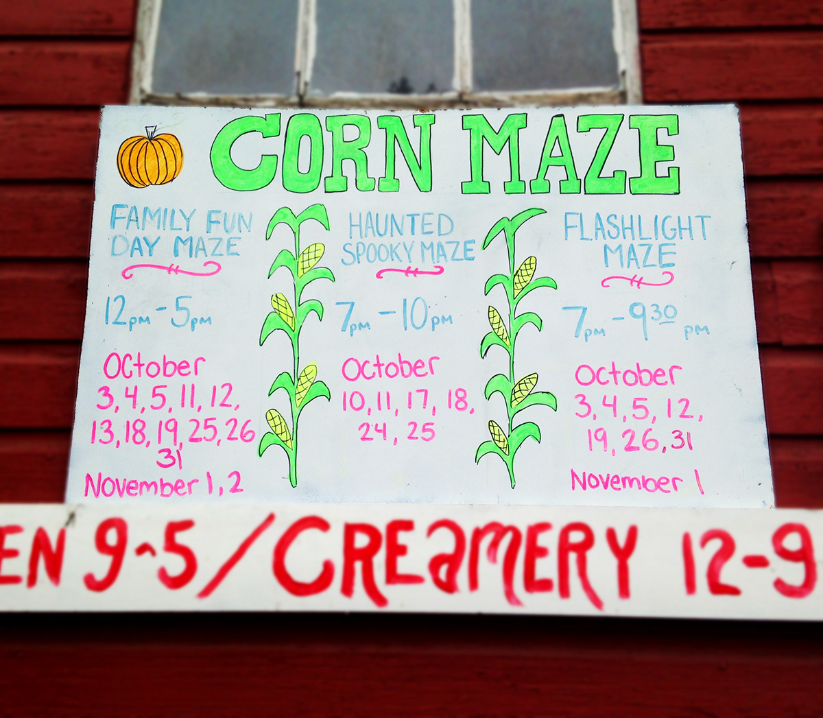 type Handlettering freehand Chalkboard signs Signage ice cream wells hollow shelton Connecticut corn maze