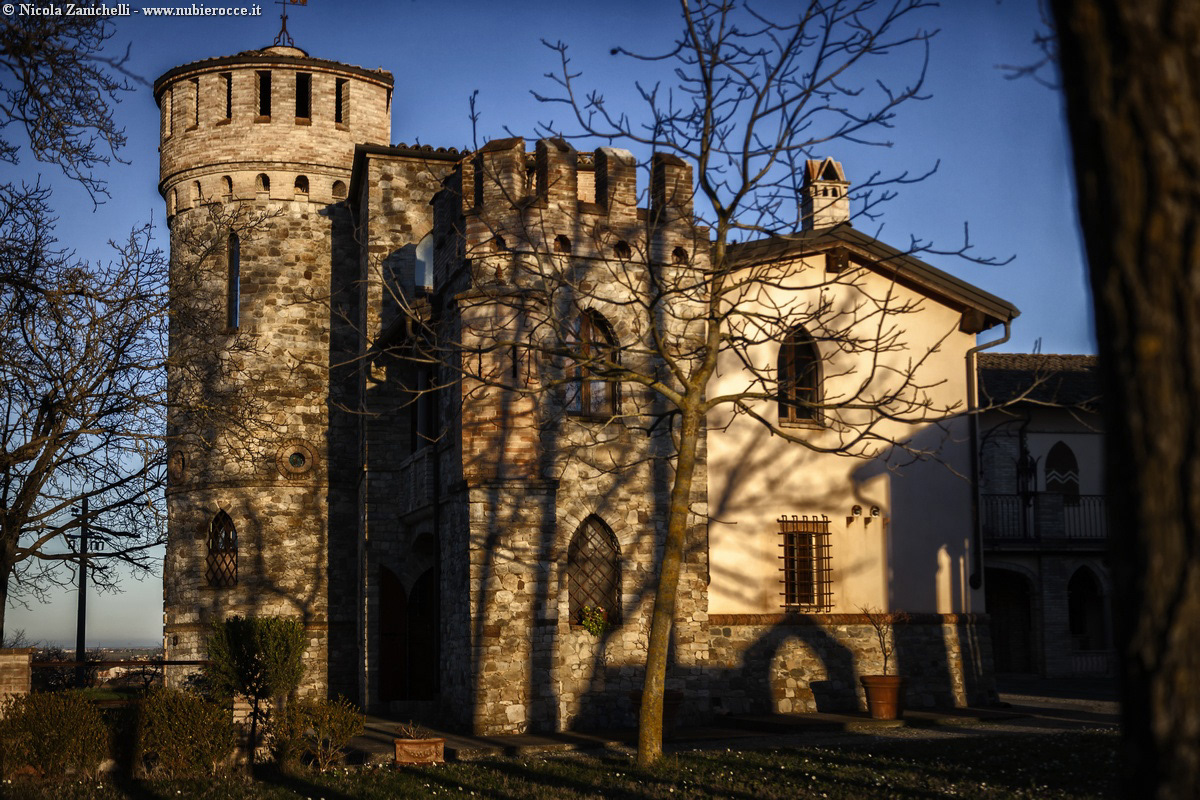 Castle gothic model Italy Parma medieval portrait eyes